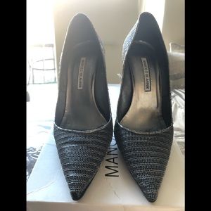 Authentic Manolo Blahnik Metal BB pumps!